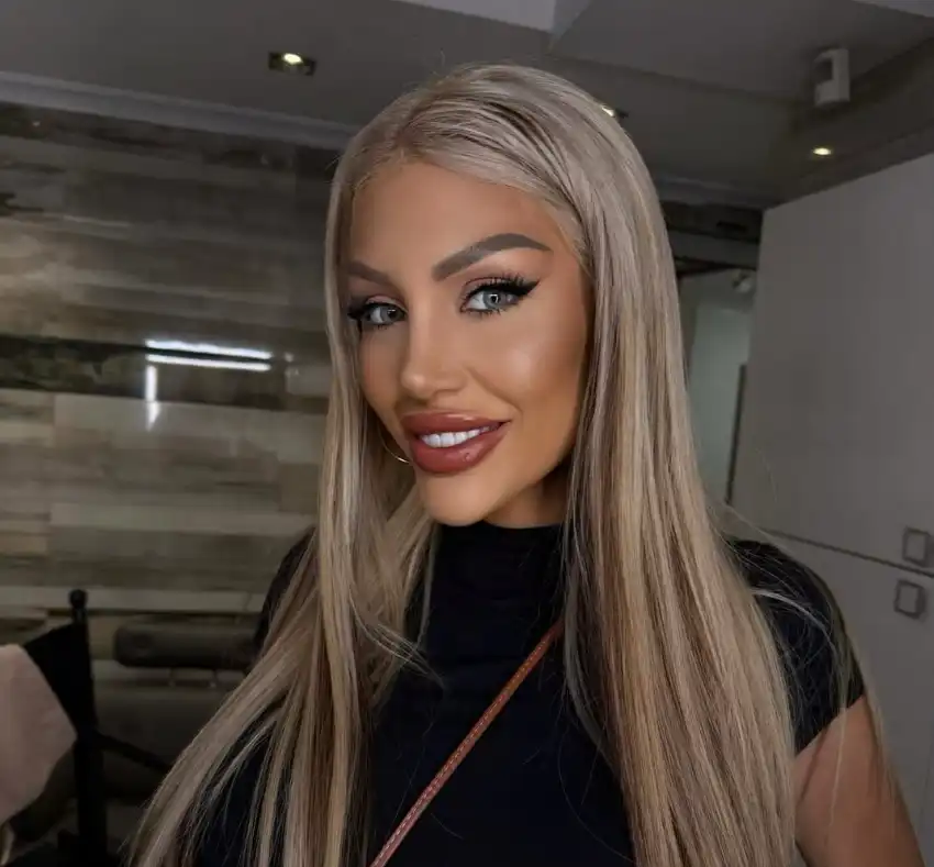 Голяма новина: Джулиана Гани е бременна с трето дете! Влиза и в „Под прикритие“ като метреса