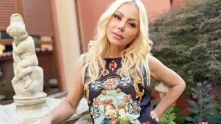 Камелия показа дома си, гледката е изумителна Снимки