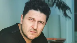 Асен Блатечки яхна нов мощен джип Папарашки Снимки