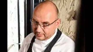 Шеф Манчев разпали страстите, пусна се от яхта със... Снимки