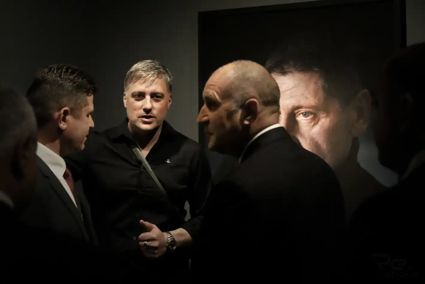 Владо Карамазов снима убиец, Кацаров изригна: Извратено е...