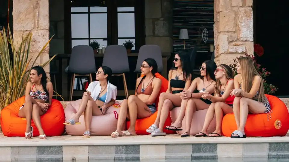 Любовни триъгълници се заформиха в "Диви и красиви"