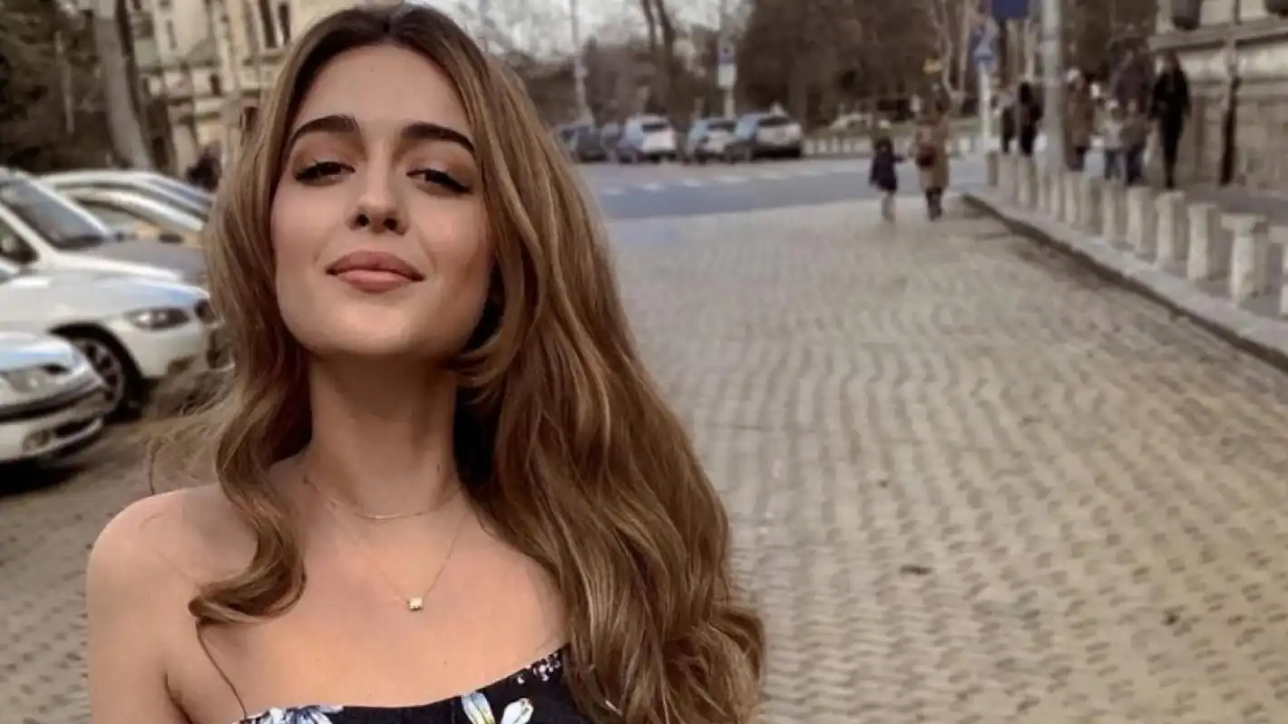 Дъщерята на Гала разкри важна лична формула, но накрая... Снимки