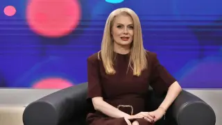 Жестока любовна драма сполетя Венета Райкова! Наложи й се да вземе тежко решение