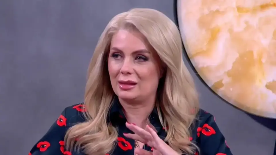 Скочиха срещу Венета Райкова: Ужас, стига сте кудкудякали!