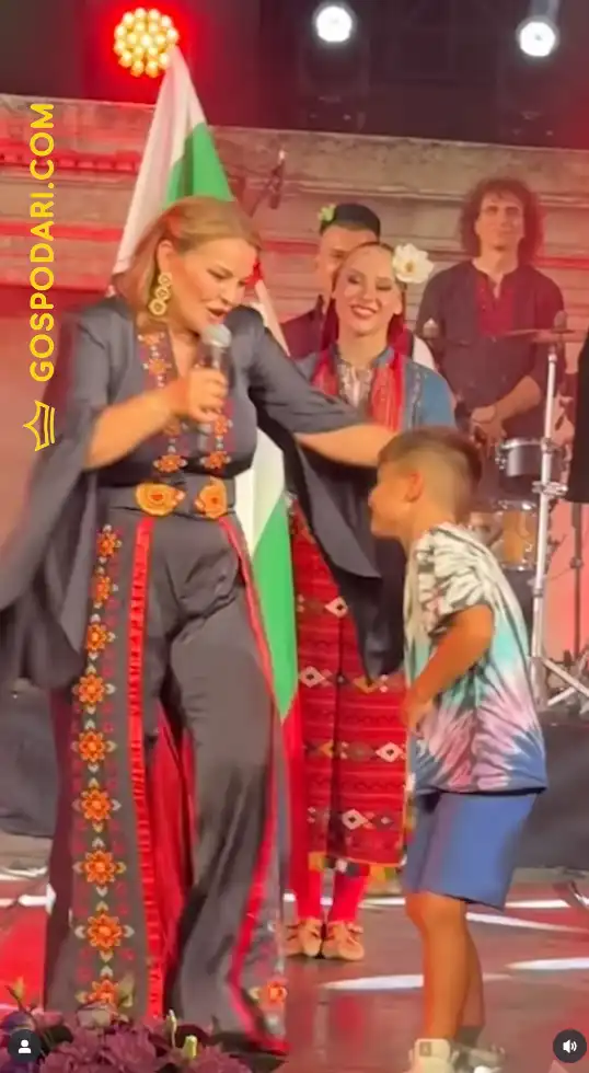 Ще паднете от смях след този неочакван отговор на сина на Деси Слава Видео