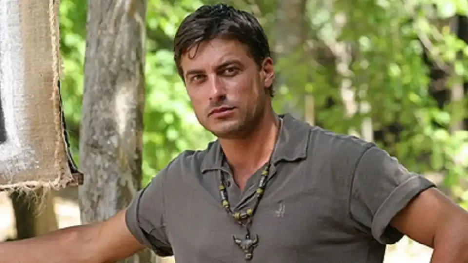 Владо Карамазов се състари: Вече е с бели коси и мустак Снимка