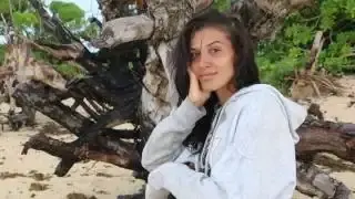 Секси съдийката от "Сървайвър" влиза в политиката