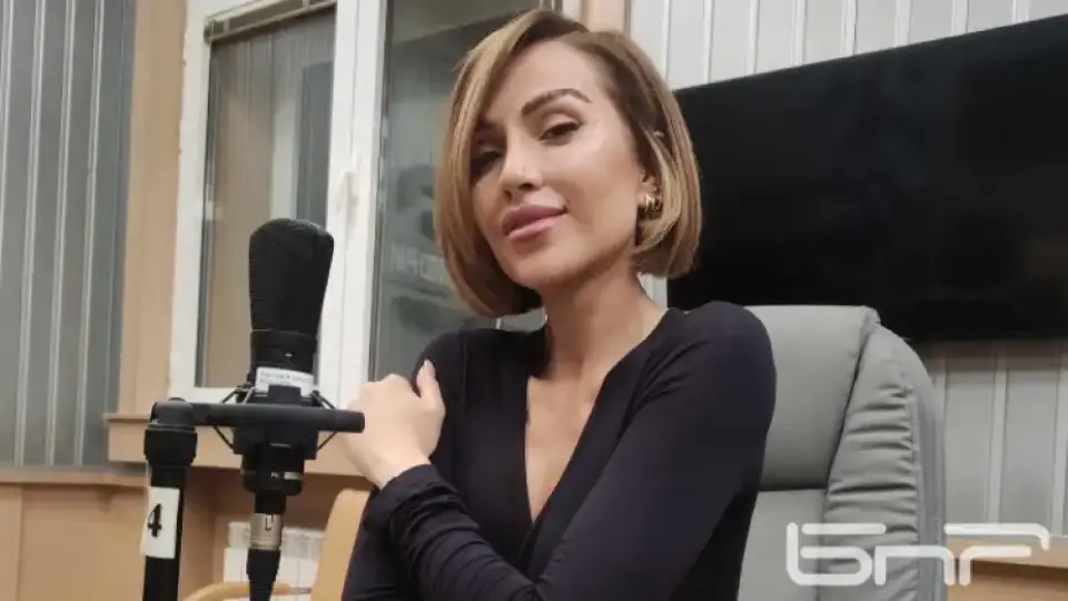 Голям пробив: Енджи Касабие с авторско предаване по Sky News Arabia Снимки