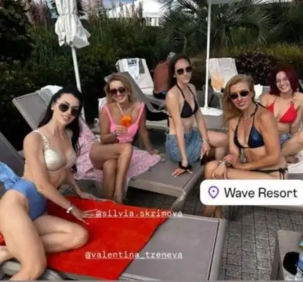 Най-секси учителката се съблече в Поморие Снимка 18+