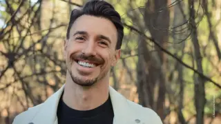 Ергенът Виктор Стоянов го закъса сериозно със здравето