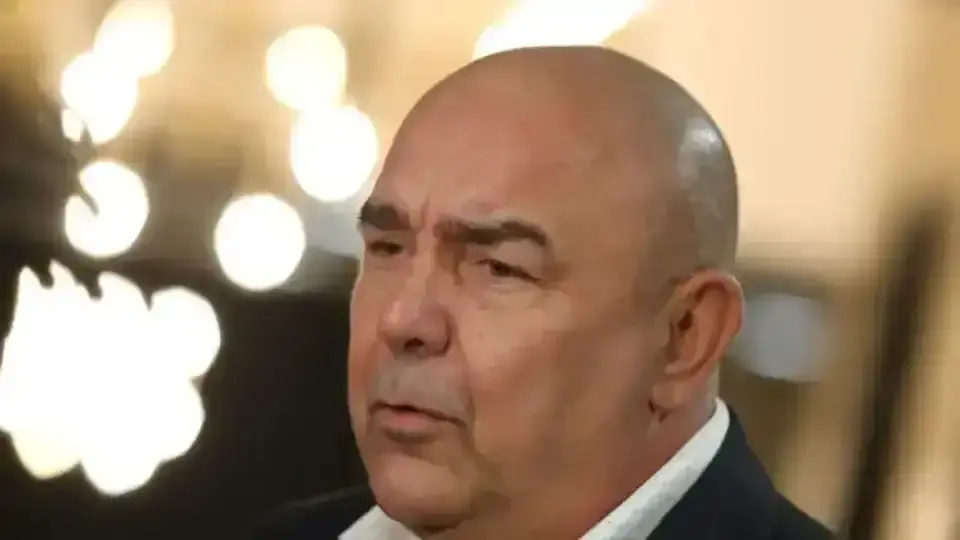 Дъщерята на Калин Сърменов изпревари Наоми Кембъл в Лондон Снимки