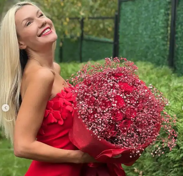 Нойзи показа гореща Снимка с Мария Игнатова, двамата се...