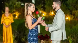 Нови секс сцени нагорещиха "Ергенът: Любов в рая": Натали си ляга с Орлин Снимки