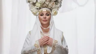 Деси Слава събира Русе с уникална изповед от сцената