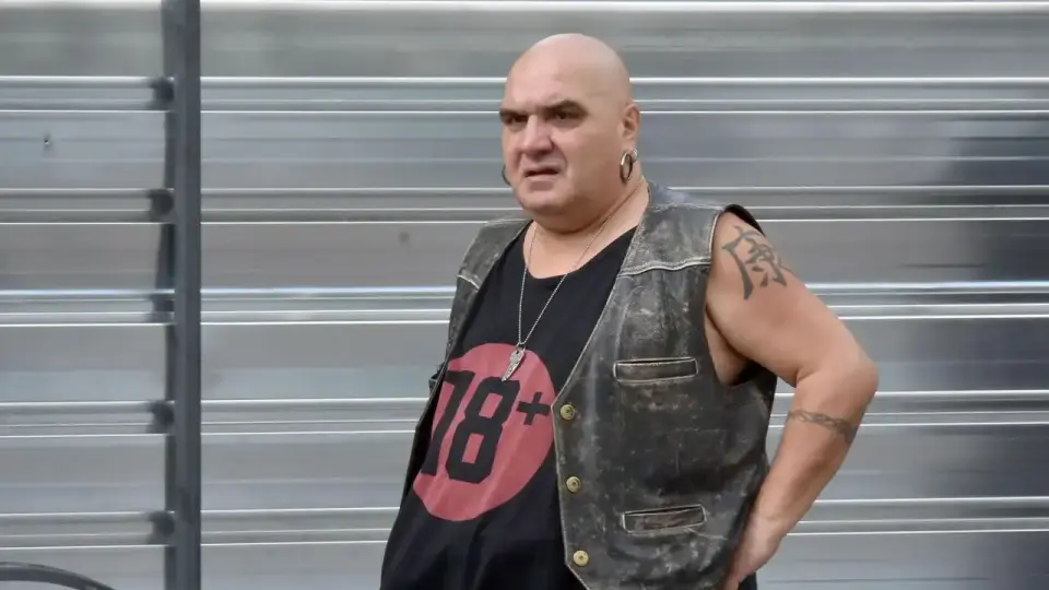 Фънки осакатя, кара с инвалиден стикер Видео