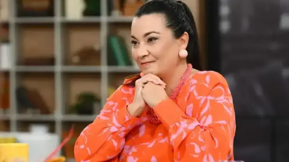 Водеща на bTV на косъм да легне под ножа заради хейта