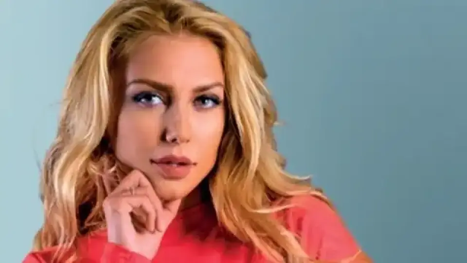 След тайния развод: Топмоделът Венета Харизанова неочаквано откри...