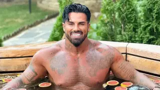 И Благо Джизъса си клъцна носа Снимка