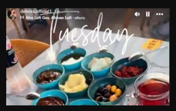 Дебора пак шокира: Вместо в килия е на "екзотичен арест" в Истанбул!