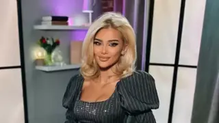 Певицата Лидия получи изненадващ подарък, остана шокирана от съдържанието