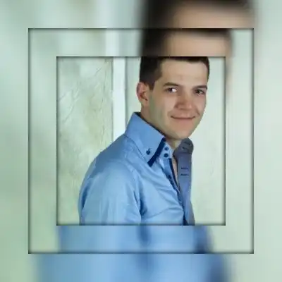 Култова фолк звезда погреба сина си, сега търси начин да стане майка отново Снимки
