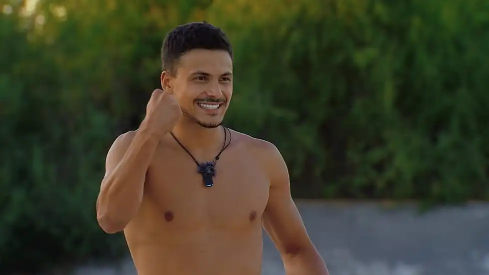 Драма в "Игрите": Императора се завърна и отвя... Снимки