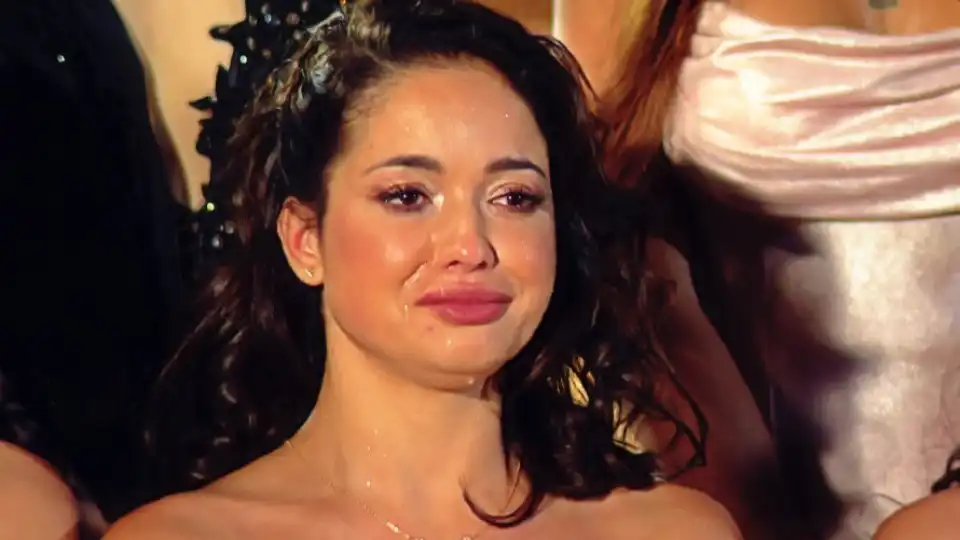 Чашата й преля! Ергенката избухна: Не съм алкохоличка!