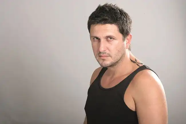 Скандал в театъра! Актриси позират голи до Асен Блатечки Снимки 18+