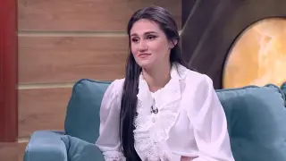 Обезобразената Дебора Михайлова показа новото си гадже Снимка