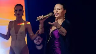 Фурор! Слави направи най-неочакваната изненада на Софи Маринова пред пълна Арена 8888 Видео