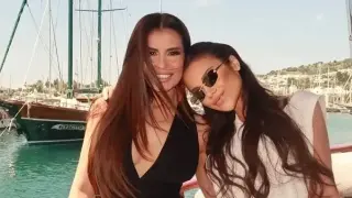 Кръвта вода не става: Дъщерята на Анелия влиза в бизнеса с микрофона