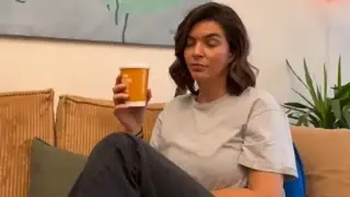 Мъжете онемяха: Ива Софиянска захвърли дрехите за зимна ваканция Видео