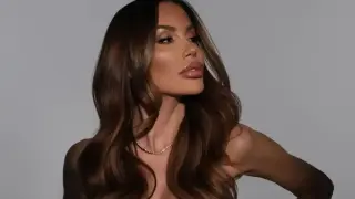 След инфекция: Моника Валериева ще маха и силикона в гърдите