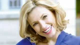 Лилия Маравиля се пусна по гащи на светско събитие Снимка