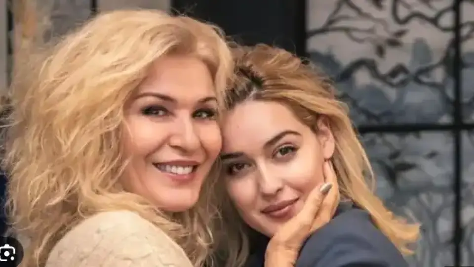 Преборилата рака щерка на Гала чака второ дете Снимка