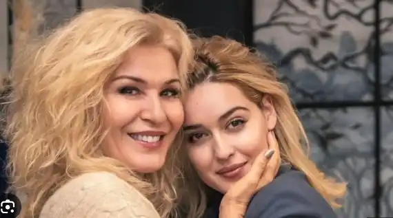 Преборилата рака щерка на Гала чака второ дете Снимка