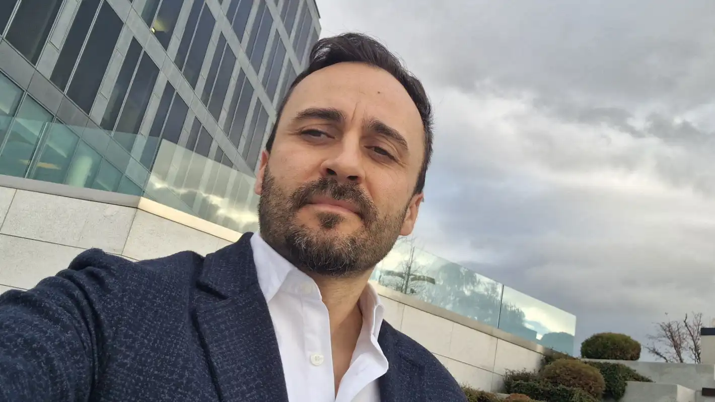 Ограбиха Павел Владимиров навръх Нова година! Видео