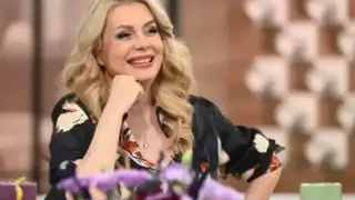 След bTV Венета Райкова стана бохем, хапва лека нощна закуска за 130 лева Снимки