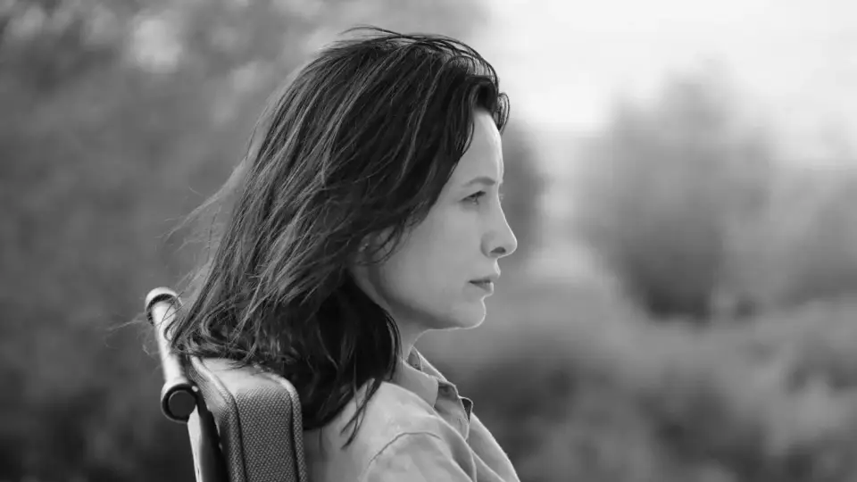 Яна Маринова шокира: Силна ръка ме повлече и каза "На каква си мислиш, че се правиш, на много интересна ли?"