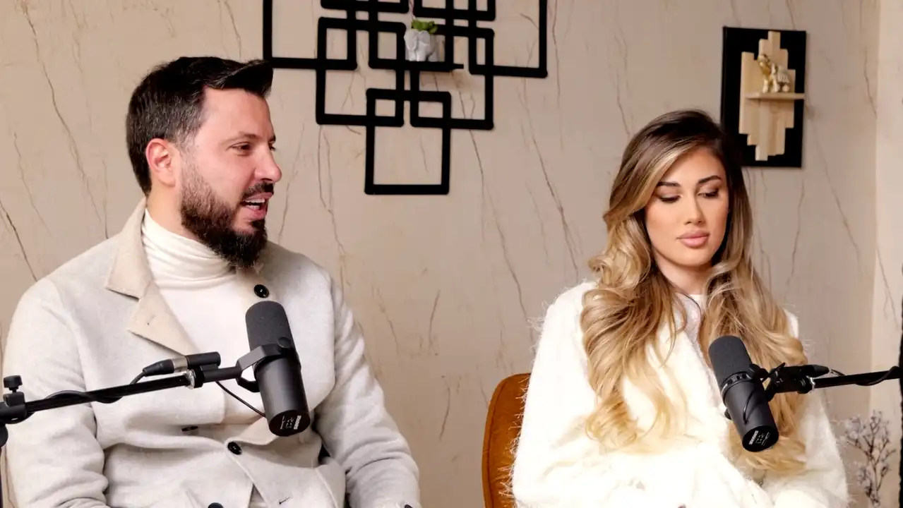 Йоана превърна дома на Елвиса във...