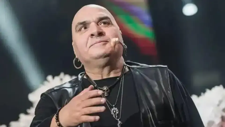 Няма такъв ужас! Хирурзи зашиха езика на Фънки