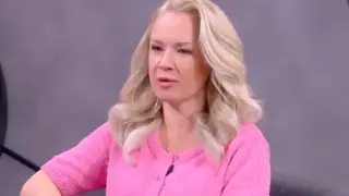 Лора Караджова с изненадващо признание след третото раждане