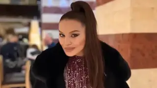 След години спънки: Деси Слава най-после заминава за Америка