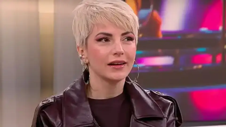 След две години мълчание: Поли Генова призна, че ходи на терапия за...