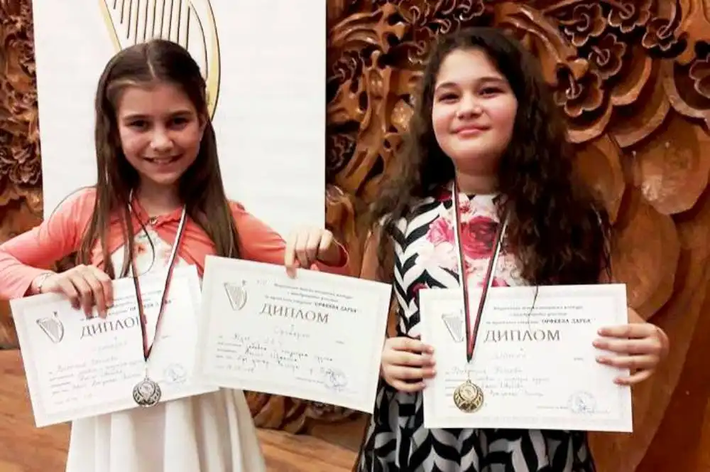 Племенницата на Преслава тръгна по участия и вече я...