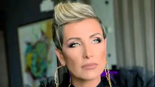 Джина Стоева се появи гола от покрива на небостъргач в Дубай и...