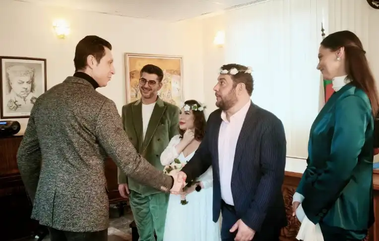 Сватба в Банкя! Евгени Будинов каза "ДА" на... Снимки