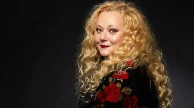 Наталия Симеонова изненада с нов любовен проект с пакети от 950 евро