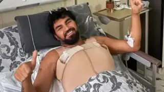 Азис пак легна под ножа, този път за гръдни импланти по 300 кубика Снимки